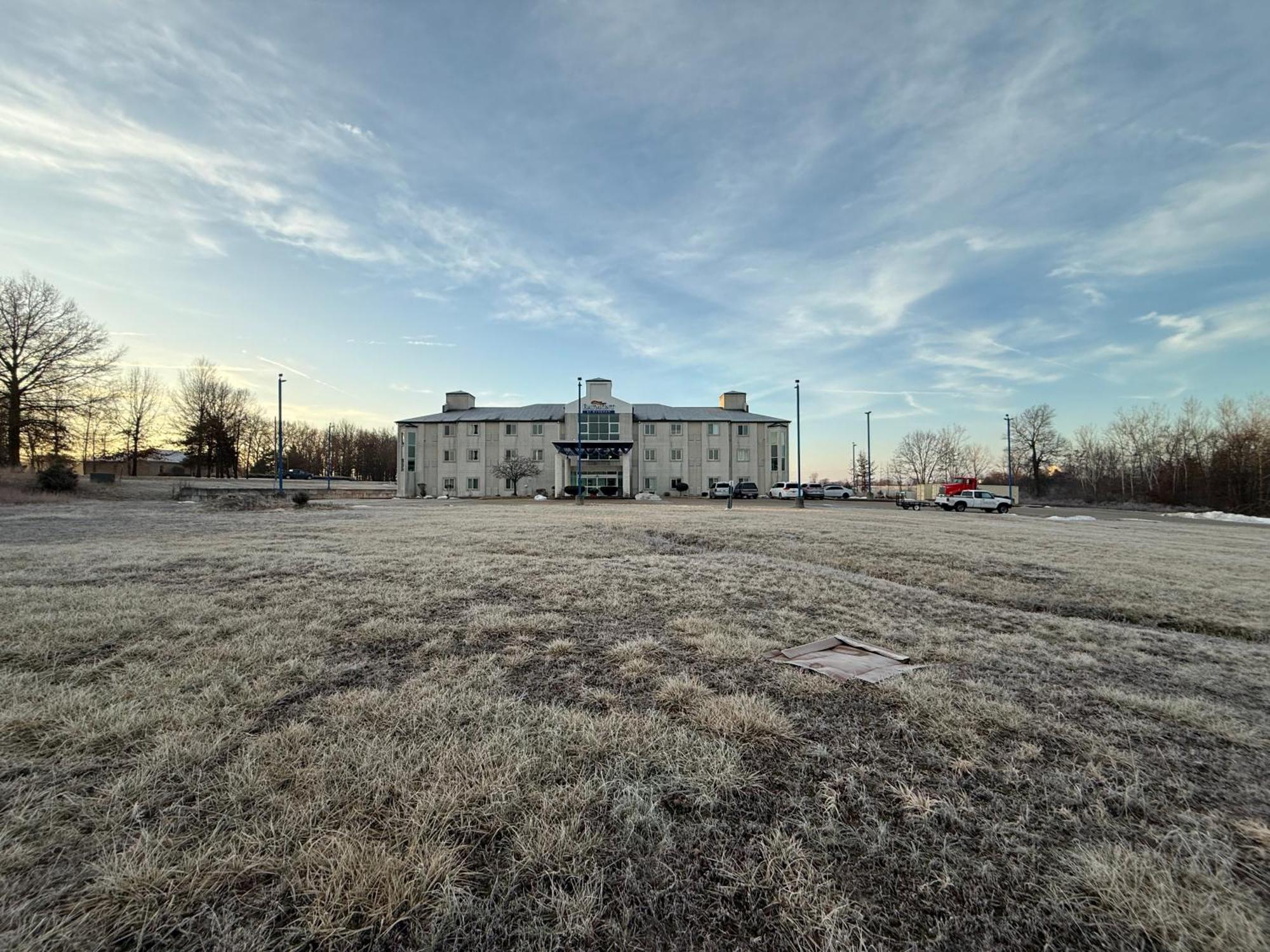 Baymont By Wyndham Kingdom City Eksteriør bilde